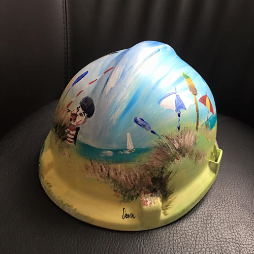 Customisation de casque de chantier pour le Carnaval de Dunkerque en cadeau pour un père et son fils